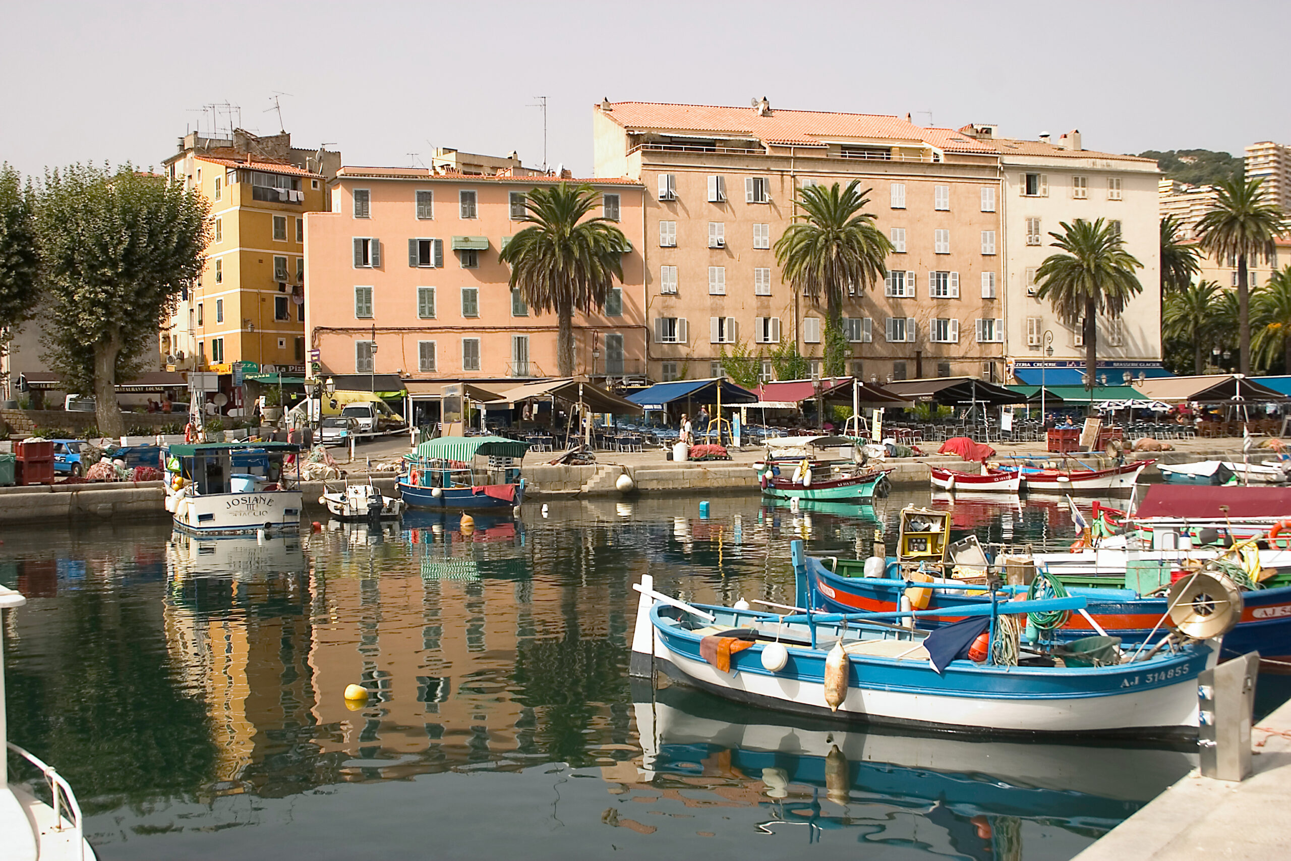 Ajaccio Femmes Et Hommes De Ans Pour Le Tournage D Un Long