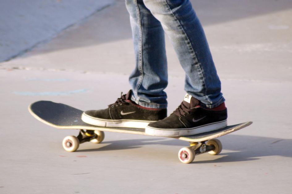 #casting garçon de 16/18 ans, très à l'aise pour rouler en skate, pour une publicité