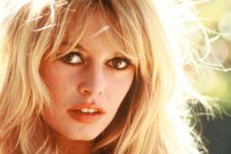 #SaintTropez #casting femmes et hommes, divers profils, pour une série France 2 sur Brigitte Bardot