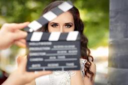 Casting Paris : femme de 18 à 22 ans pour le tournage d'un long-métrage