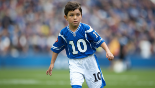 enfant-football-suisse-tournage-rts-serie-uniformes