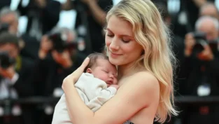 undefined_ajoute_lui_un_bébé_f